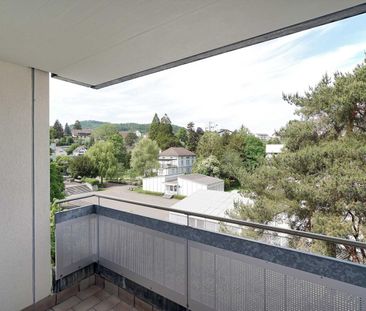 "Helle, grosszügige 3.5 Zimmer-Wohnung" - Photo 2