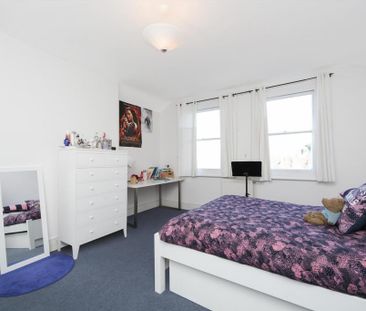 6 bedroom detached house to rent - Photo 4