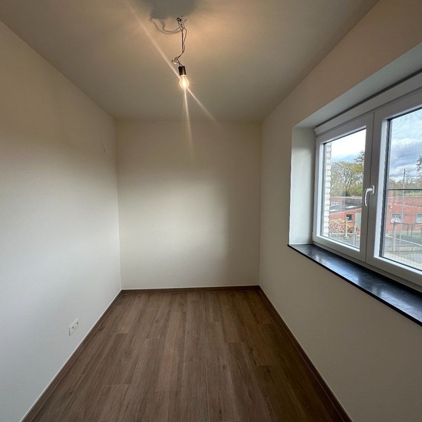 Ruim duplex-appartement met 3 slaapkamers en tuin te Werken - Foto 1