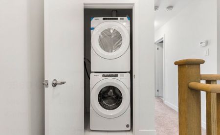 For Lease - 3560 Colonial Drive Unit# 2, Mississauga, Ontario - Photo 2