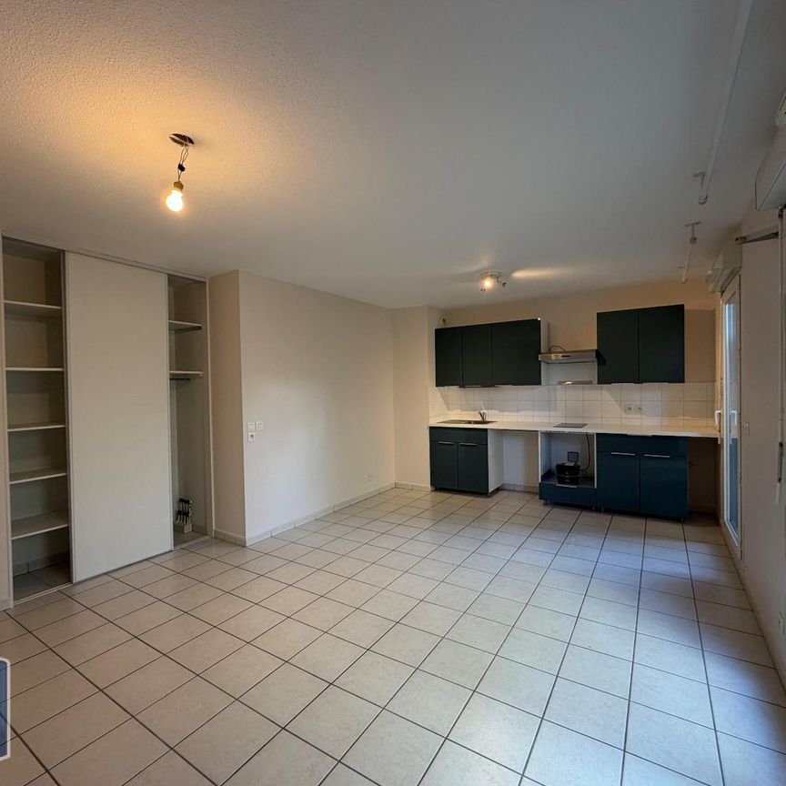 Location Appartement 2 pièces 46m² ST MARTIN D HERES 38400 - Photo 1
