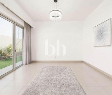 SPACIOUS UNIT | CLOSE TO POOL | LARGE GARDEN - Photo 6