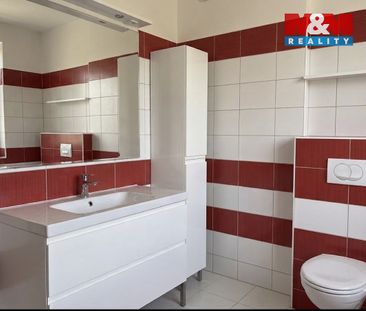 Pronájem domu 200 m² s pozemkem 500 m² - Photo 3