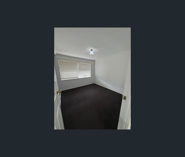 25 Sebastian Avenue, Rosemeadow, NSW 2560 - Photo 5