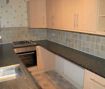 2 bedroom terraced house to rent - Photo 6