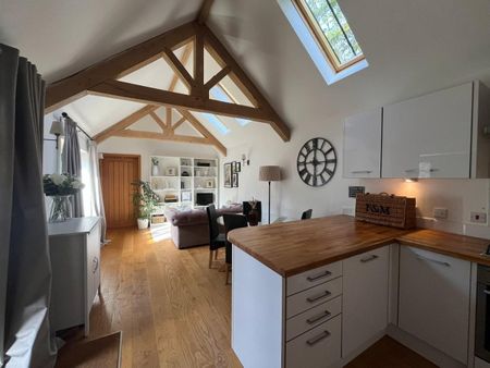 High Street, Wingham, Canterbury - Photo 4