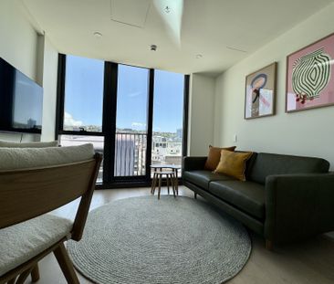 One Bedroom Apartment With Sun and Views - Photo 4