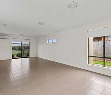 11 Dampiera Avenue, Wallan VIC 3756 - Photo 2