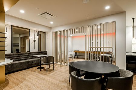 3405 Boul. Le Carrefour, Laval, QC - Photo 5