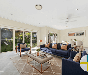 Immaculate North-Facing 3 Bedroom house, Minutes to the station, sh... - Photo 1