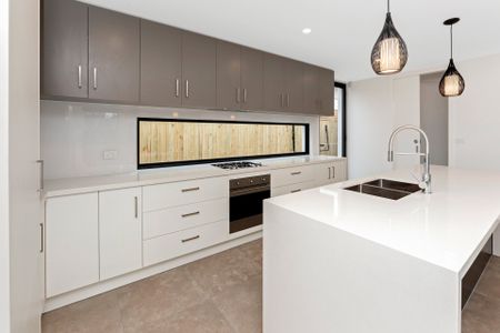 Near New Townhouse With Amazing Finishes! - Photo 2