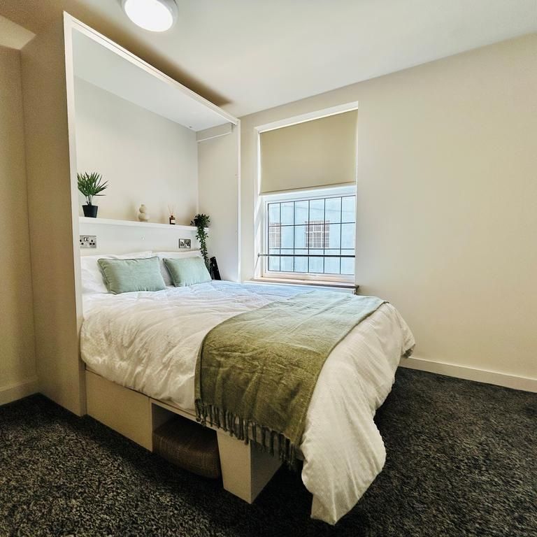 Studio to rent - Photo 1