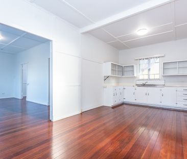 199 Oxley Avenue, Margate QLD 4019 - House For Rent | Domain - Photo 6