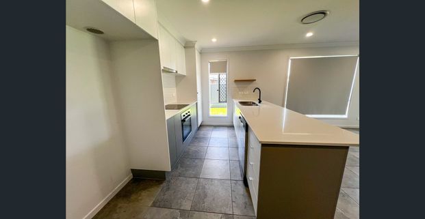 MODERN 4 BEDROOM HOME LOCATED CALALA - Photo 1