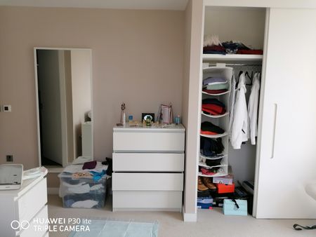 3 Bed Flat, Pump House Crescent, TW8 - Photo 5
