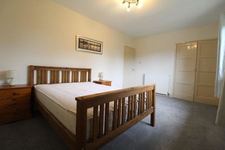 Mastrick Road, Aberdeen, AB16 - Photo 2