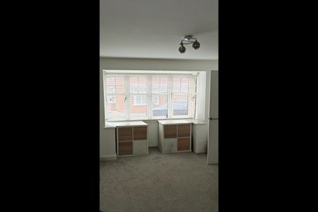 3 Bed Detached House, Lavender Close, LE7 - Photo 4