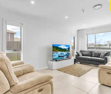 Immaculate Five Bedroom Quality Family Home - Photo 1