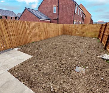 3 bedroom semi-detached house to rent - Photo 5