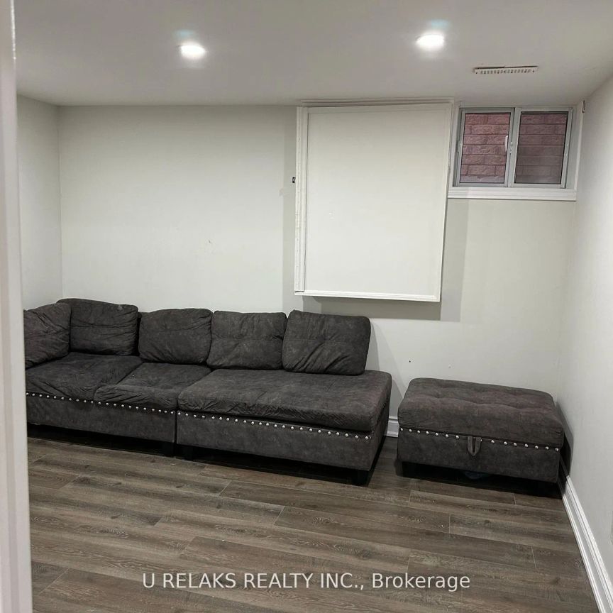 640 Farwell Crescent #Basement - Photo 1