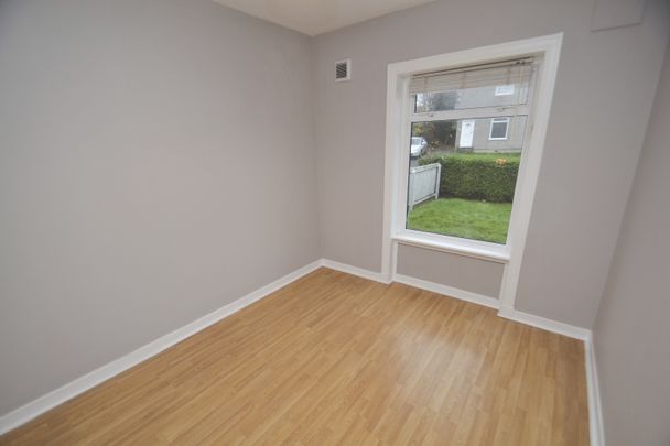 2 bed ground floor flat to rent in Midcroft Avenue, Glasgow, G44 - Photo 1