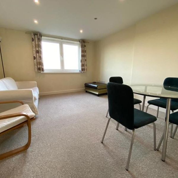 Ashton Court, Woking, Surrey, GU21 - Photo 1