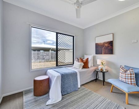 15 Mesa Circuit, Cosgrove QLD 4818 - House For Rent | Domain - Photo 5