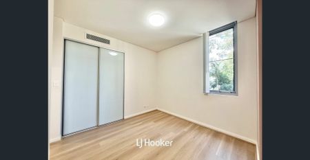 Bright and Spacious with a Study - Photo 5