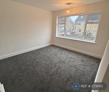 3 bedroom semi-detached house to rent - Photo 6