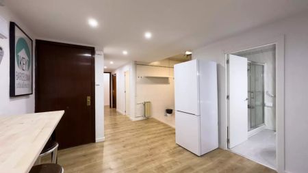 Room in a shared 7-bedroom apartment for rent in Sant Antoni - Foto 3