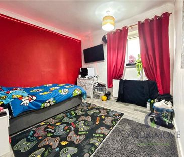 3 bedroom semi-detached house to rent - Photo 3