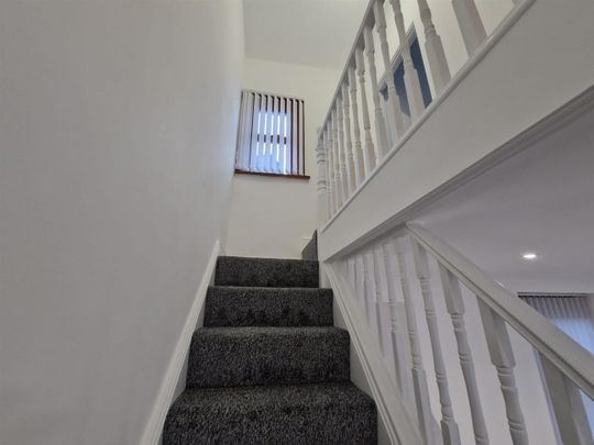 Verig Street, Manselton, SA5 9NQ, Swansea - Photo 1