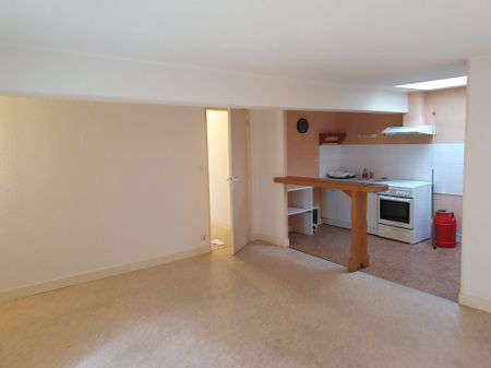 Location Appartement 3 pièces 63m² JARNAC 16200 - Photo 3