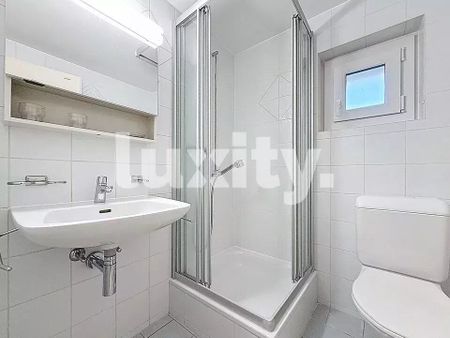 For rent in Crassier: a rare living environment between modern comfort and tranquility. - Photo 5