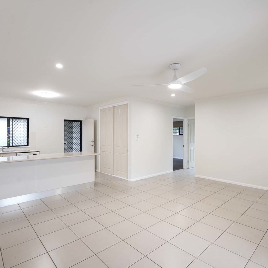 4/21-29 Giffin Road, White Rock QLD 4868 - Photo 1