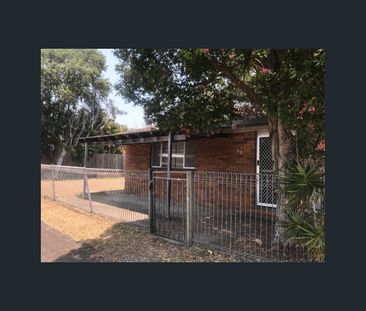 Spacious coastal living - 3 Bedroom family home - Photo 3