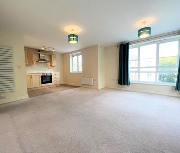 Katherine Court, Knaphill, Surrey, GU21 - Photo 2