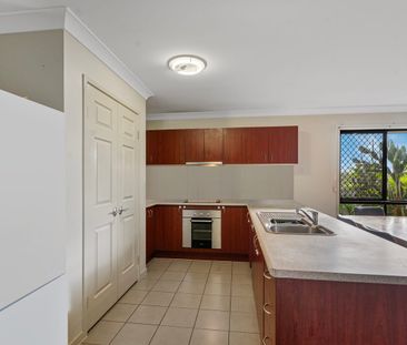 Spacious Family Living in a Convenient Location - Photo 5