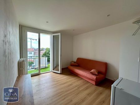 Location Appartement 1 pièce 17m² AGEN 47000 - Photo 2