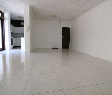 Immaculate 2 Bedroom Apartment - Photo 5