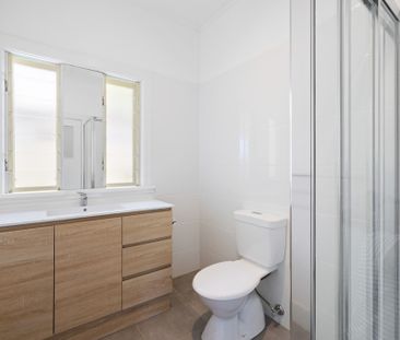 38 Leonard Street, Wodonga VIC 3690 - House For Rent | Domain - Photo 2