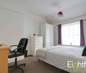 Coombe Road, Brighton, East Sussex, BN2 - Photo 3