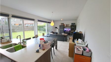 Recente 3-slaapkamerwoning met garage en tuin te huur in Izegem - Foto 4