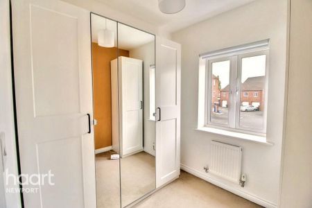 3 bedroom terraced house to rent - Photo 5