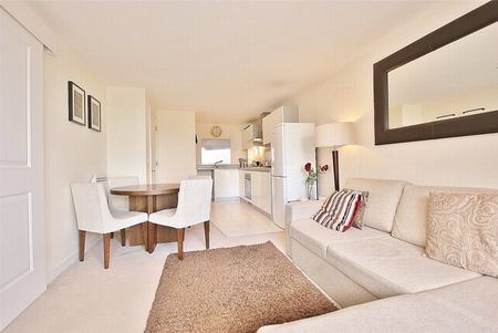 Durnsford Road, London, SW19 8GW - Photo 2