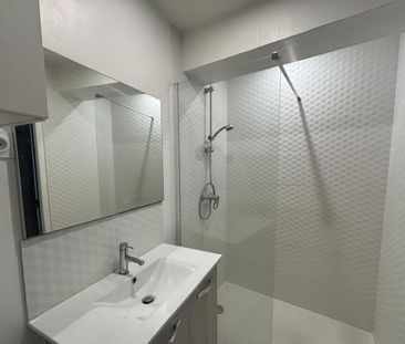 Location Appartement 1 pièce 14m² ANGERS 49100 - Photo 3