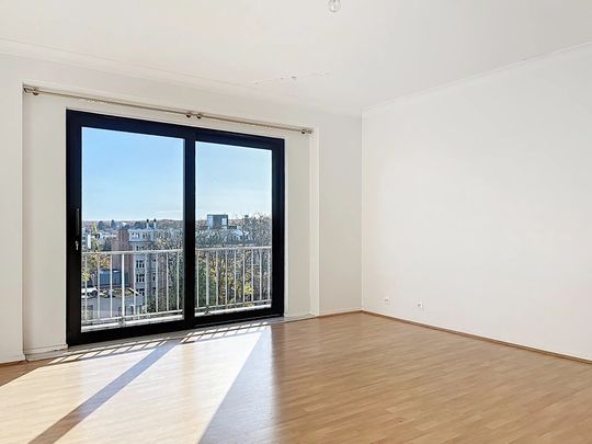 Bois de la Cambre - 4bedroom apartment + terrace + parking lot - Photo 1