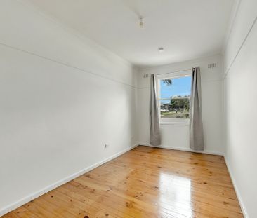 Renovated Three-Bedroom Home - Photo 3