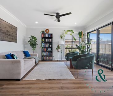 6 Berry Rd, Medowie NSW 2318 - House For Rent | Domain - Photo 2