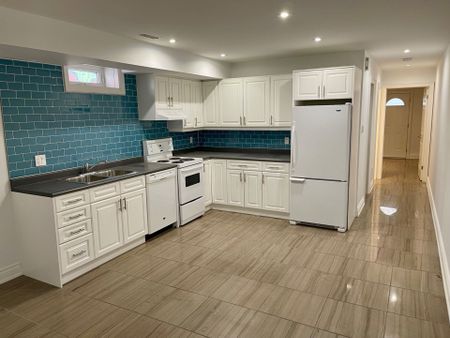 For Lease - 76 Oxford Street Unit# Basement, Toronto, Ontario - Photo 4